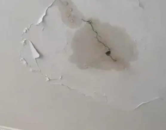 沾益阳台漏水维修公司分享下屋面防水工程质量问题原因分析
